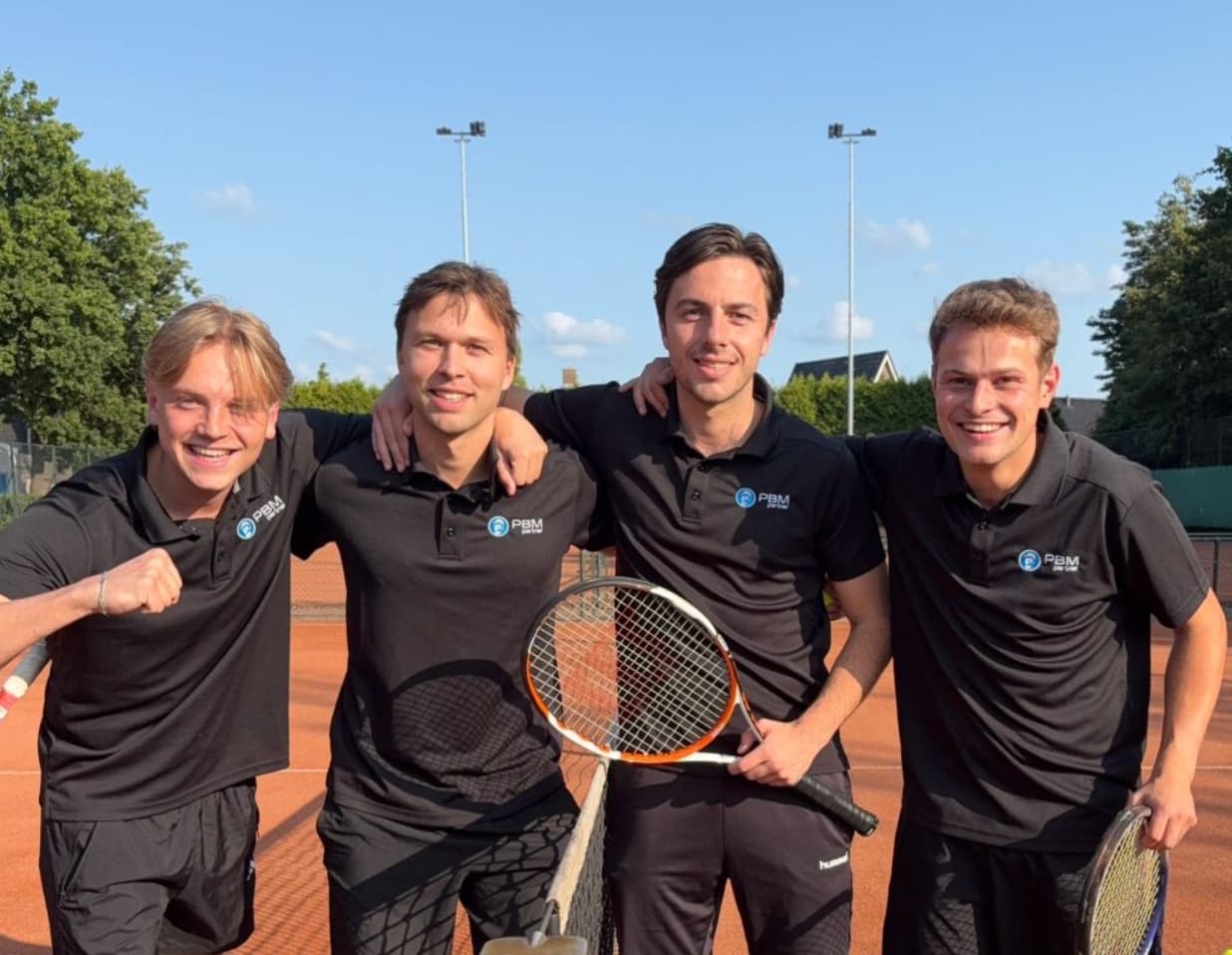 PBMpartner.nl: Barneveldse specialist in bedrijfskleding en veiligheid